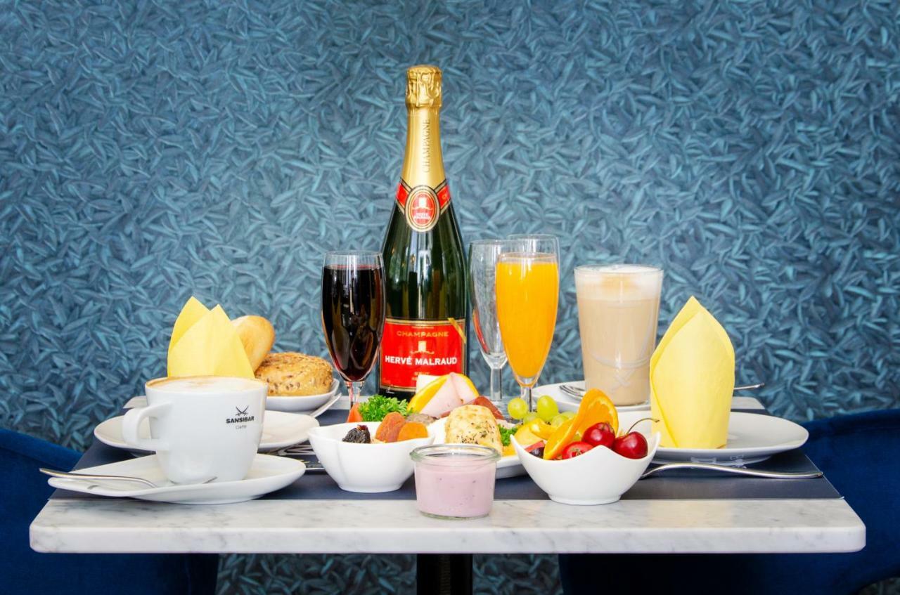 Monopol Boutique Hotel Bremen Bagian luar foto